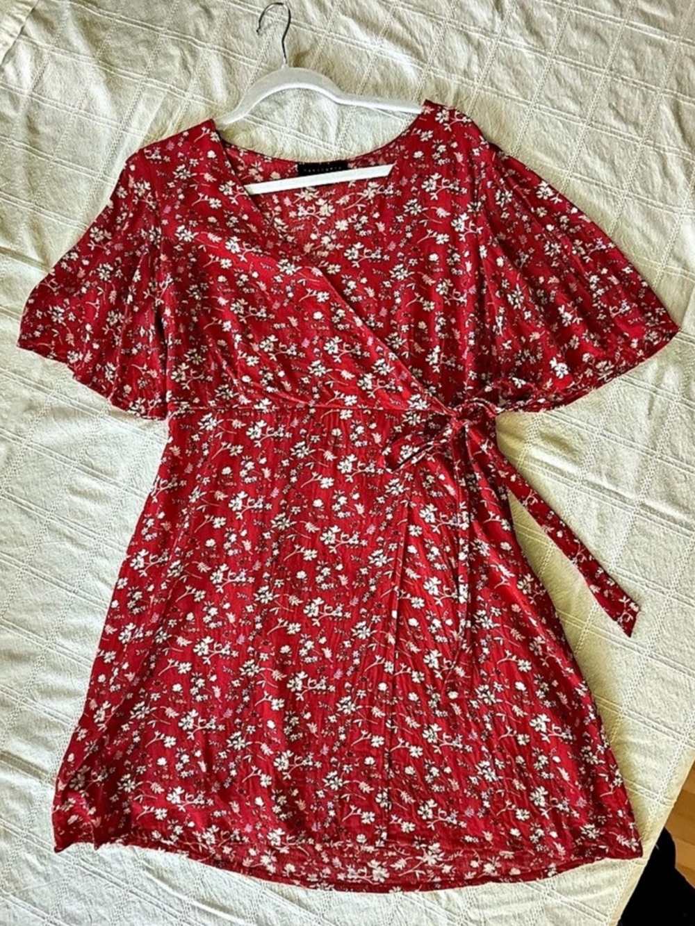 Sanctuary Floral Mini Dress in Red & White